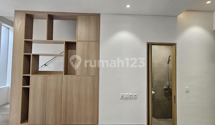 2-Story Ready-to-Occupy House in Tanakayu Svasti, BSD Tangerang, Furnished 2