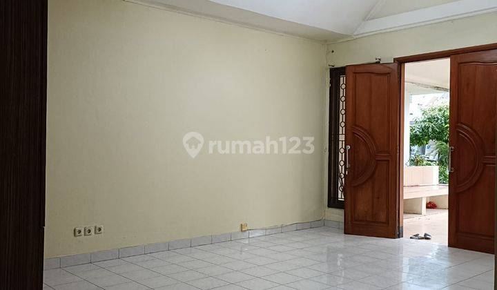 Rumah 2 Lantai Semi Furnished di Alam Sutera Tangerang 1