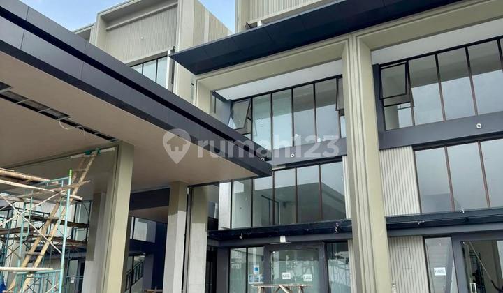 Studio Loft Shophouse Hampton Avenue Gading Serpong Tangerang 3 Floors 2