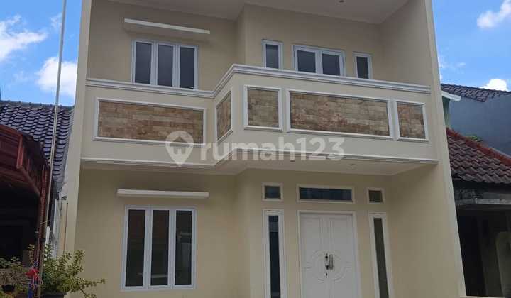 Rumah Bagus 2 Lantai Baru Renov Flamboyan Alam Sutera Tangerang
