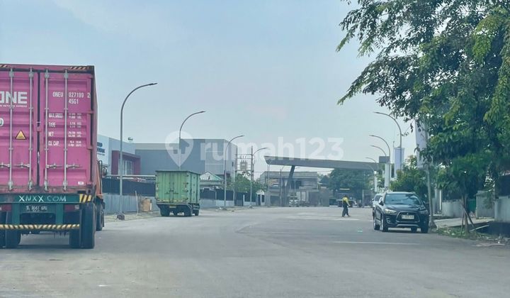 Neat Factory Warehouse Ready to Occupy Legok Industrial Area, Tangerang Neat Factory Warehouse Ready to Occupy Legok Industrial Area, Tangerang