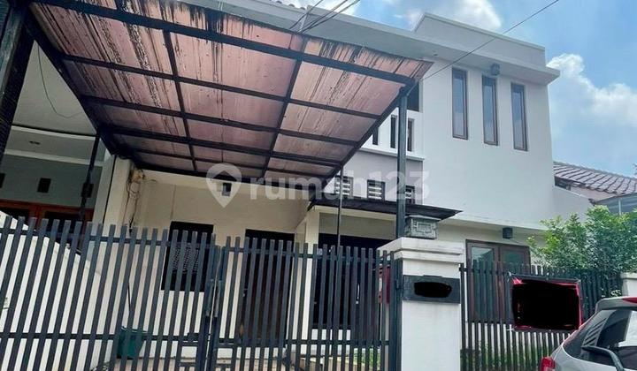 Rumah Bagus 2 Lantai Regency Melati Mas dekat Athalia Tangerang