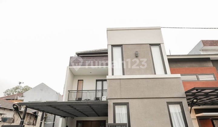 Rumah Modern Minimalis Semifurnished di Perumahan Bulog Dekat Akses Tol Jatiwarna Rumah Modern Minimalis Semifurnished di Perumahan Bulog Dekat Akses Tol Jatiwarna