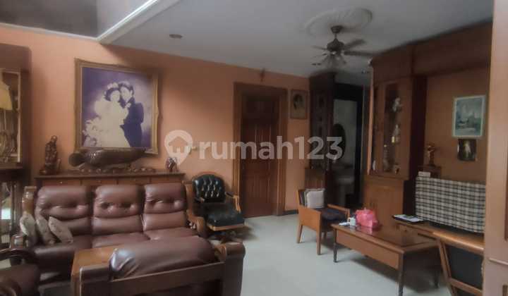 Rumah Cocok Tempat Usaha Kantor Workshop di Patriot Kranji Jakasampurna bisa Beli Lahan Samping 500 M 2