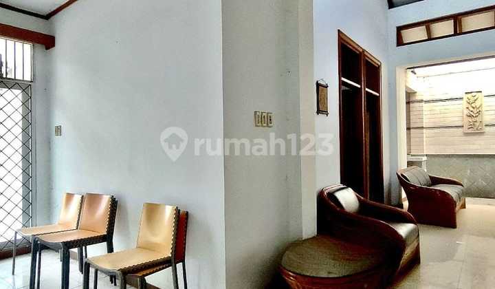 Dijual rumah di jakapermai murah asri hitung tanah luas  450 m semifurnished  2