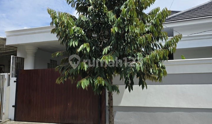 New Building House Premium Location In Galaxy Flood Free Land 230 Building 180