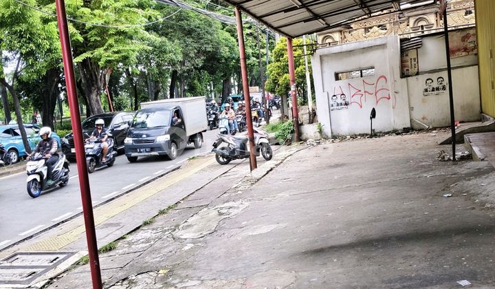 Ruko Gandeng 2 Lantai Pinggir Jalan Utama Sekitar Duren Sawit Ruko Gandeng 2 Lantai Pinggir Jalan Utama Sekitar Duren Sawit