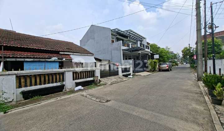 Rumah Hitung Tanah Lt196 Murah Strategis Dekat Galaxy Bebas Banjir