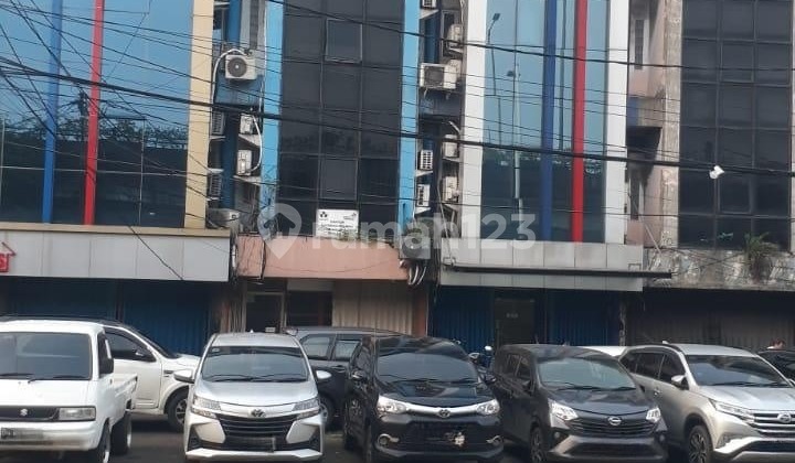 Dijual ruko 4 lantai LB 270 strategis pinggir jalan raya jatinegara Dijual ruko 4 lantai LB 270 strategis pinggir jalan raya jatinegara