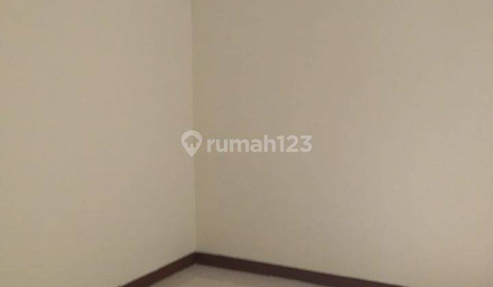 Dijual Rumah Siap Huni Minimalis Dan Nyaman di Royal Residence 2