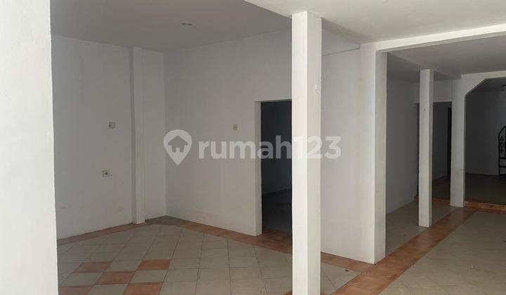 Disewakan Rumah kebun jeruk Jakarta Barat