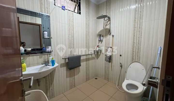 House for sale in Taman Modern - Cakung, East Jakarta 2