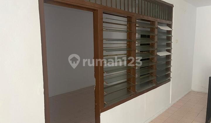 Disewakan Rumah kebun jeruk Jakarta Barat 2