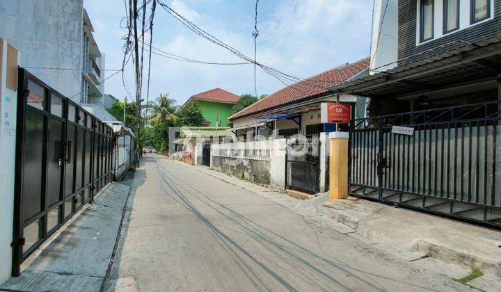 Rumah 3 Lantai Semi Furnish Duri Kepa Jakarta Barat 2