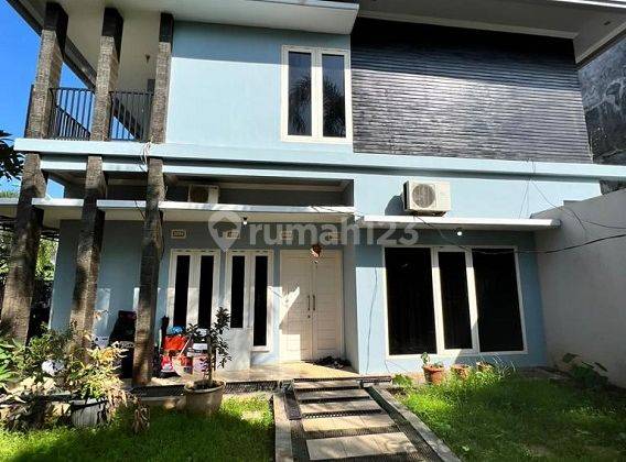 DIJUAL RUMAH CAKUNG 400m2 SEMI FURNIISH, NYAMAN, 2,5 LANTAI, KODE YH, JF 2