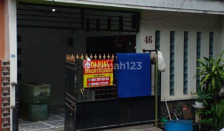 Rumah Butuh Minim Renovasi SHM di GKB Gresik, Sangat Dekat Gress Mall 1