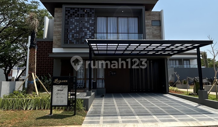 5 Bedroom House, Near Panakukkang Makassar