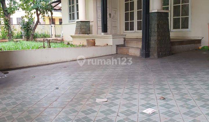  Disewakan Rumah Pinggir Jalan Siap Huni 4460 Ds 1