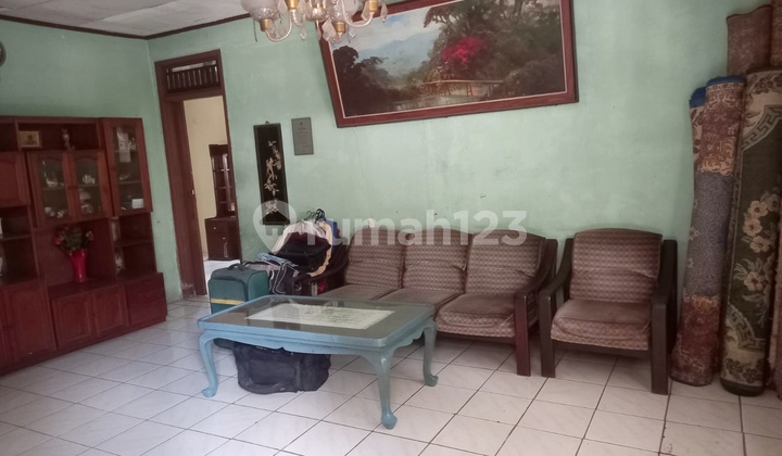 Land Area Calculation House in Petukangan 2