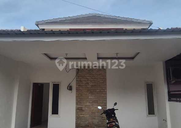 Rumah Sudah Reovasi Total Area Sukodoo