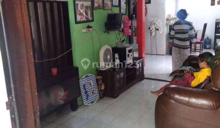 Rumah 2 Lantai Bagus Area Taman Pondok Jati 2