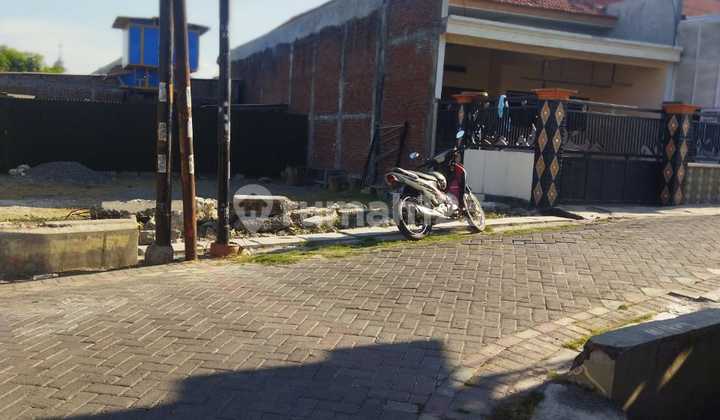 Tanah Dilokasi Berkembang Area Lakarsantri Tanah Dilokasi Berkembang Area Lakarsantri