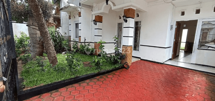 Dijual Villa Leopard Puri Indah dekat pusat wisata Batu-Malang BNS dll 1