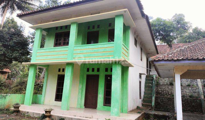 Rumah 2 Lantai Lengkap Dengan Kolam Ikan Dan Gazebo 1