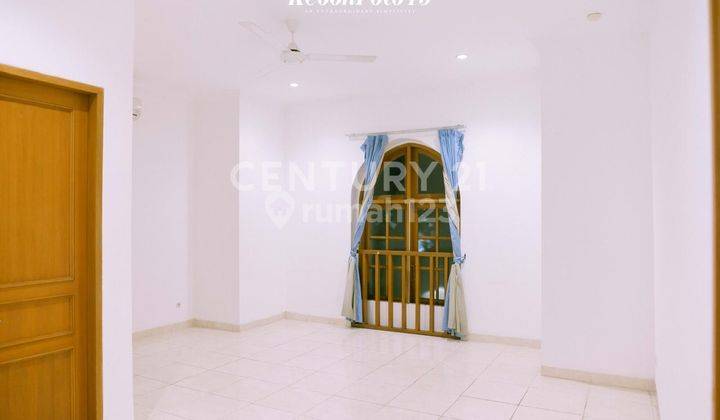 PREMIUM HOUSE 1000M FOR RENT IN KEMANG AREA  2