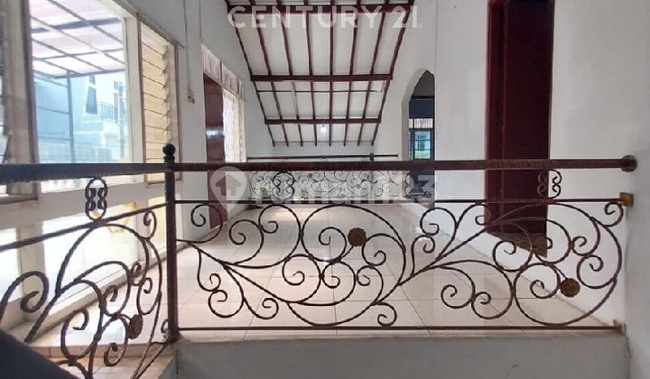 Rumah Hoek 2 Lantai Strategis Dalam Komplek di Koja Bebas Banjir Rumah Hoek 2 Lantai Strategis Dalam Komplek di Koja Bebas Banjir