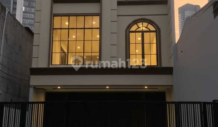 For Rent 3.5-Story Shop House in Kuningan CBD, South Jakarta For Rent 3.5-Story Shop House in Kuningan CBD, South Jakarta