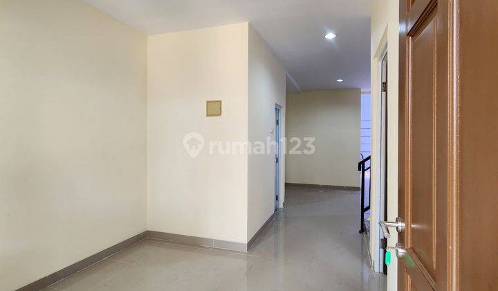 Rumah 2 Lantai Unfurnished di Sektor 1D Gading Serpong. Atj Efgs 2