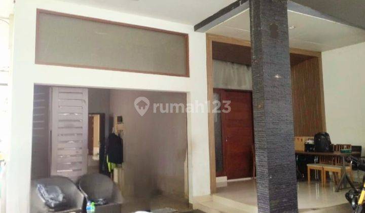 Strategis, hunian, kantor, kost2an Rumah SHM Bagus 3 Lantai 1