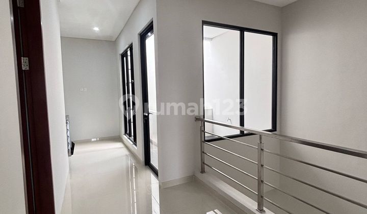 Rumah Bagus 3 Lantai The Green Bsd di BSD The Green 2