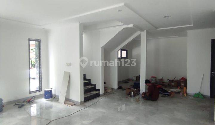 Rumah Bintaro Sektor 9 2 Lantai Shm Bagus 2