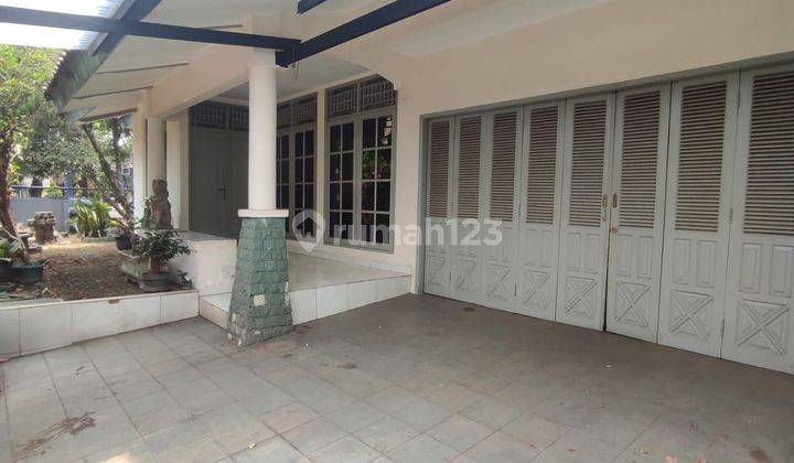 Rumah Hook Bintaro Sektor 9 Shm Bagus Siap Huni  2