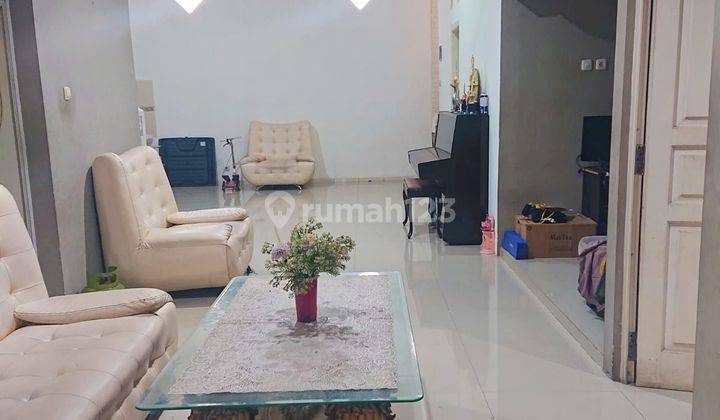 Rumah 2 Lantai Shm Bagus Strategis Siap Huni  2