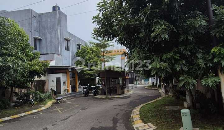 Rumah Luas Strategis Bagus Shm Di Duta Bintaro 2