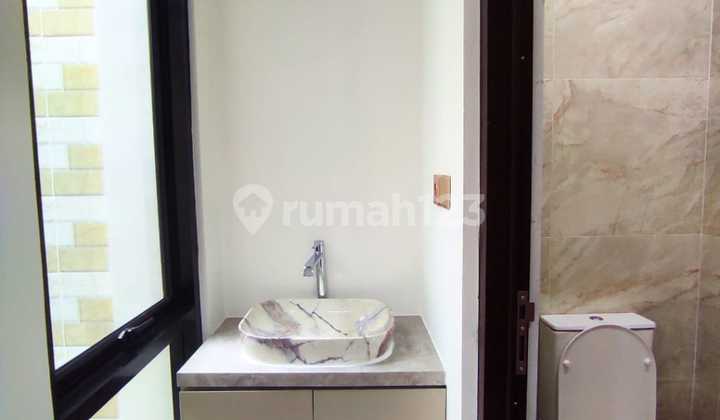 Rumah Brandnew SHM di Graha Raya Rumah Brandnew SHM di Graha Raya