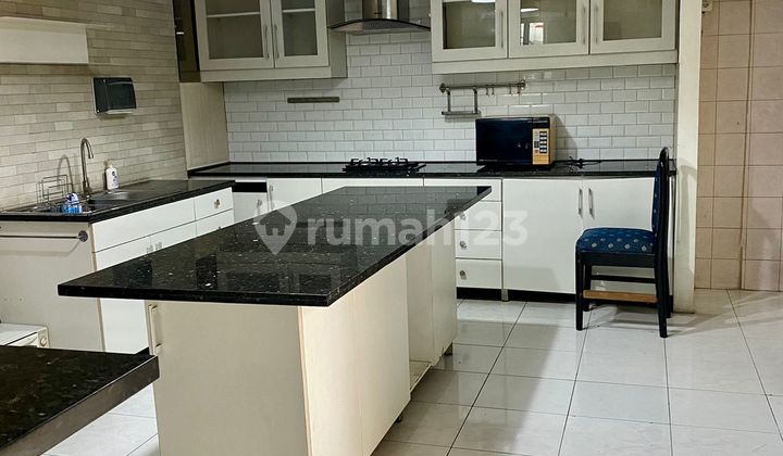 Di Jual Rumah Hook Bagus SHM di Bintaro 2