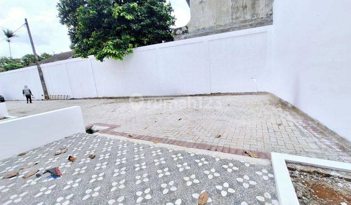 Rumah Baru Mewah Strategis Pinggir Jalan Dekat Ke Toljatiwarna 2