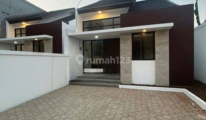 Rumah Huni Modern di Kodau Jati Mekar Bekasi 1