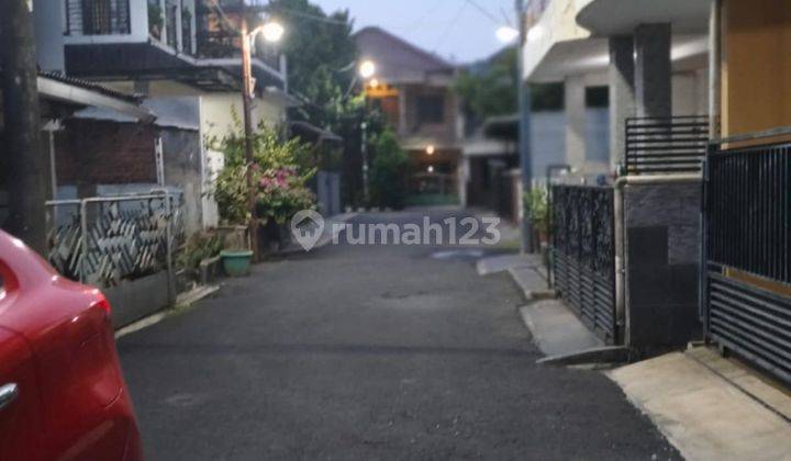 Dijual Rumah Hitung Tanah di Taman Galaxy Bekasi Selatan Sangat Strategis 2