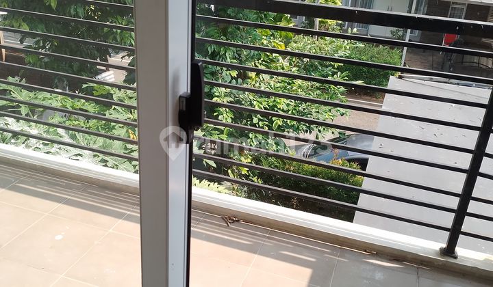 Greenlake City Cluster Latin America House 10x25 UK Greenlake City Cluster Latin America House 10x25 UK