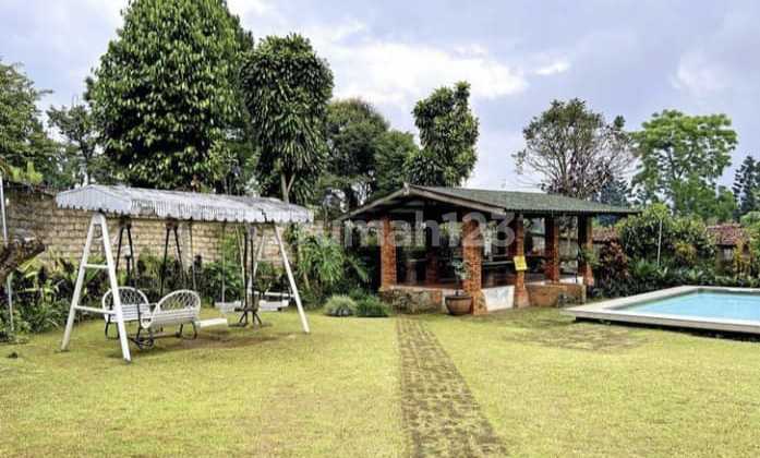 For Quick Sale: Kemuning Villa in Cisarua, Puncak For Quick Sale: Kemuning Villa in Cisarua, Puncak