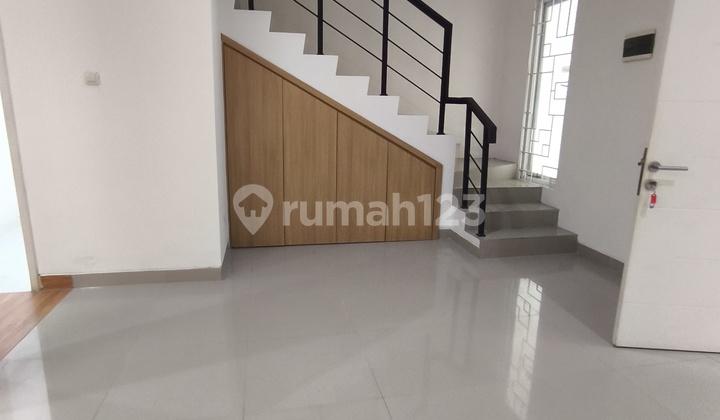 Rumah Puri Beta 2 Dekat Transjakarta