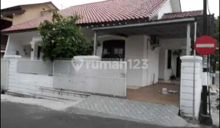 Meruya South House Near Toll Road Meruya South House Near Toll Road