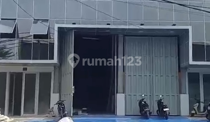 Disewa / Jual Gudang Cengkareng Ada Office Akses Container 40 Feet Disewa / Jual Gudang Cengkareng Ada Office Akses Container 40 Feet