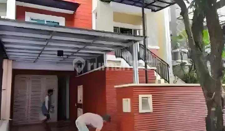 Rumah Besar Dan Luas Komplek Puri Mansion 1