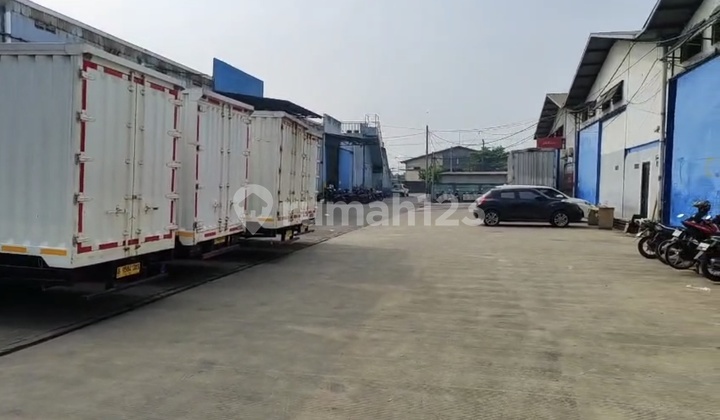 Gudang Gandeng Legok Parkiran Luas Ada Kantor Gudang Gandeng Legok Parkiran Luas Ada Kantor